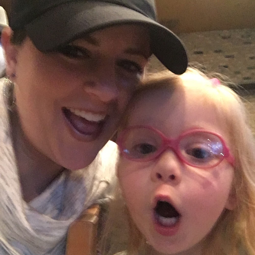 Meet your Posher, Monica